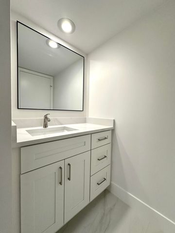9148 SW 23rd Street A, Davie, FL 33324
