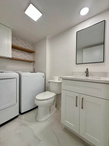 9148 SW 23rd Street A, Davie, FL 33324