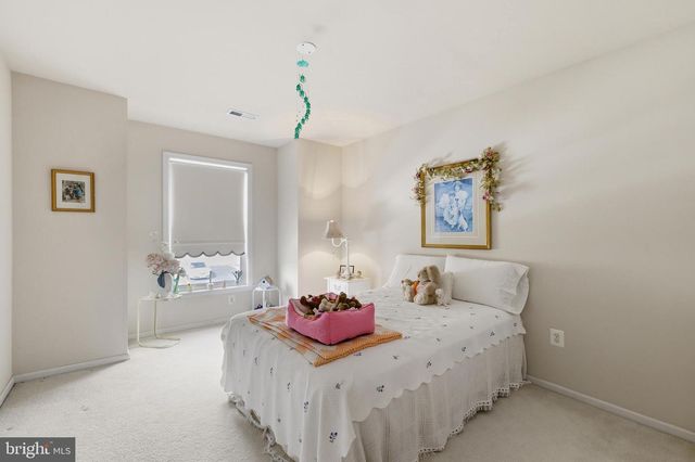 111 GRANDVIEW DR, Warminster, PA 18974