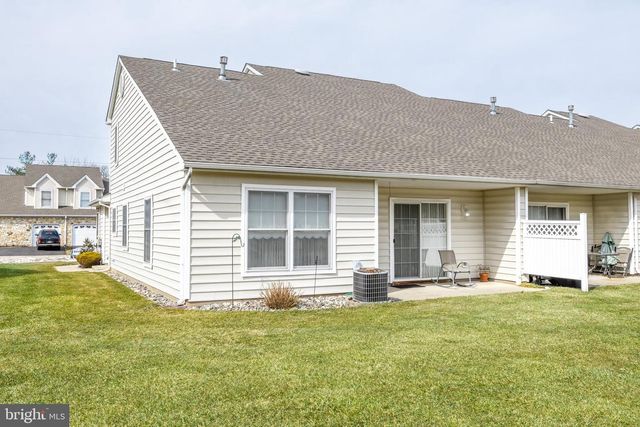 111 GRANDVIEW DR, Warminster, PA 18974