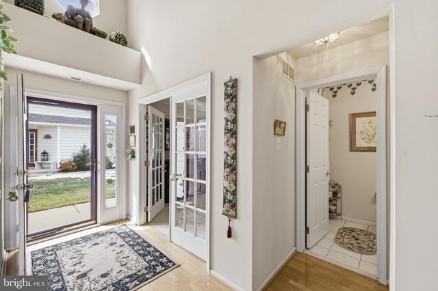 111 GRANDVIEW DR, Warminster, PA 18974