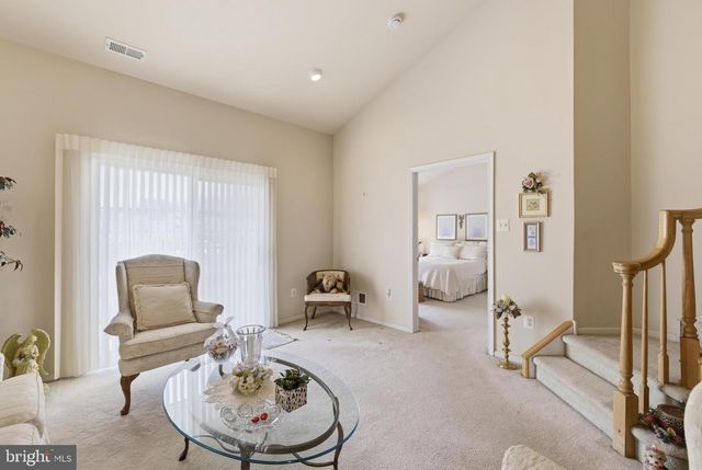 111 GRANDVIEW DR, Warminster, PA 18974