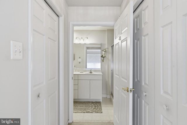 111 GRANDVIEW DR, Warminster, PA 18974