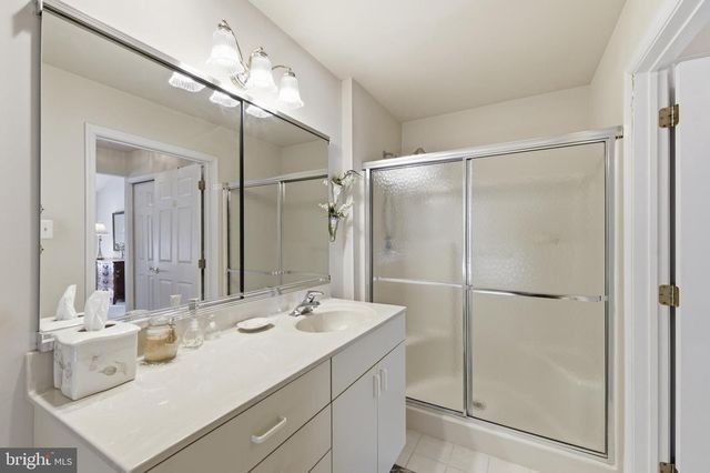 111 GRANDVIEW DR, Warminster, PA 18974