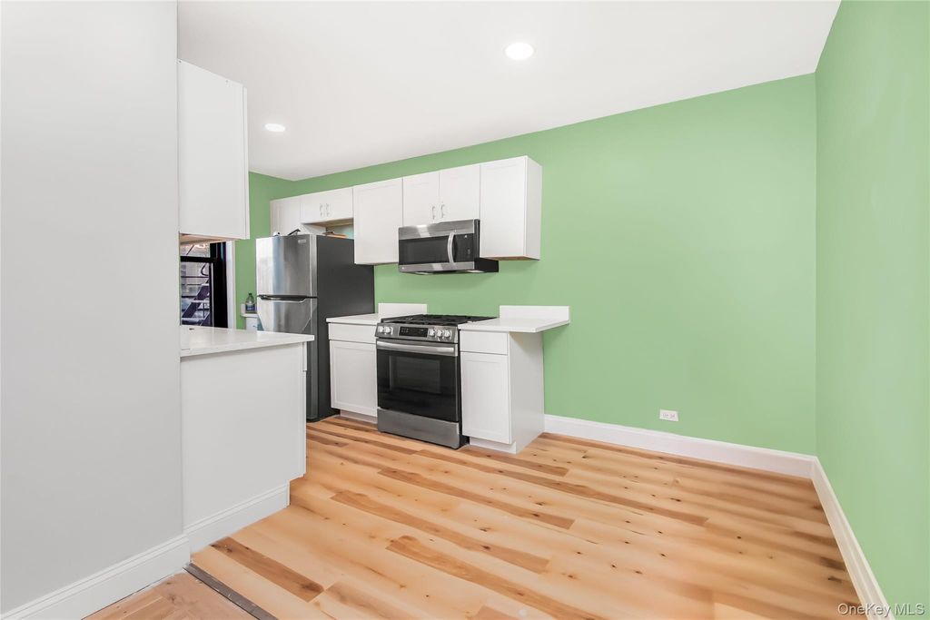 75 W 238th Street 3H, Bronx, NY 10463 — photo 3