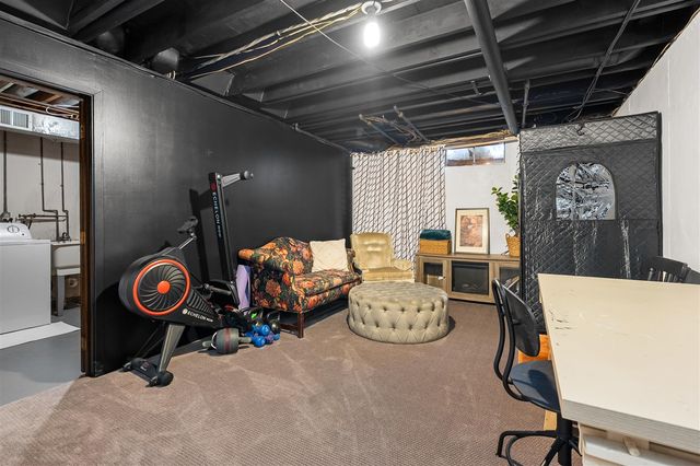 3519 Oak Tree Drive, Kalamazoo, MI 49048