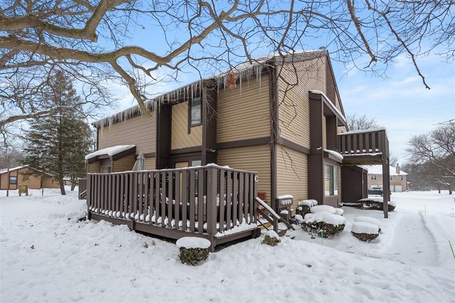 3519 Oak Tree Drive, Kalamazoo, MI 49048