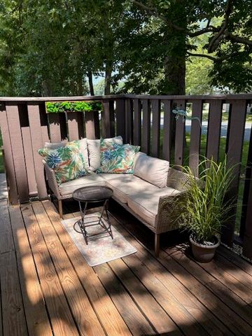 3519 Oak Tree Drive, Kalamazoo, MI 49048