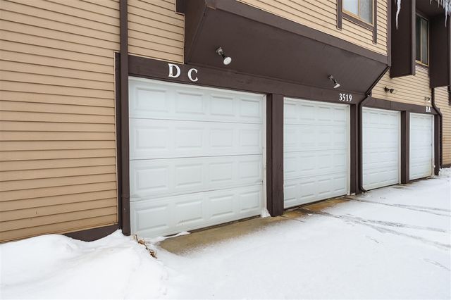 3519 Oak Tree Drive, Kalamazoo, MI 49048