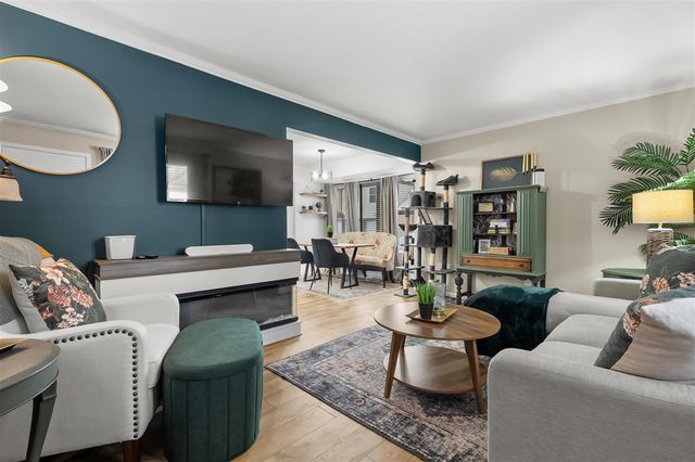 3519 Oak Tree Drive, Kalamazoo, MI 49048