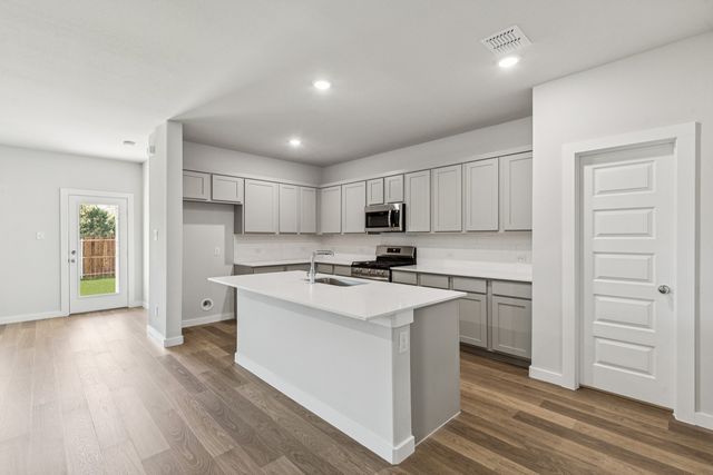 1108 Ocean Breeze Way, Princeton, TX 75407