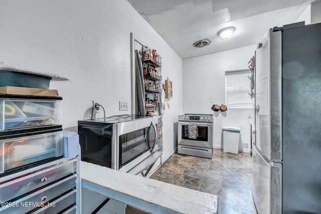 4022 TYNDALE Drive, Jacksonville, FL 32210
