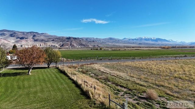 2651 Challis Creek Road, Challis, ID 83226