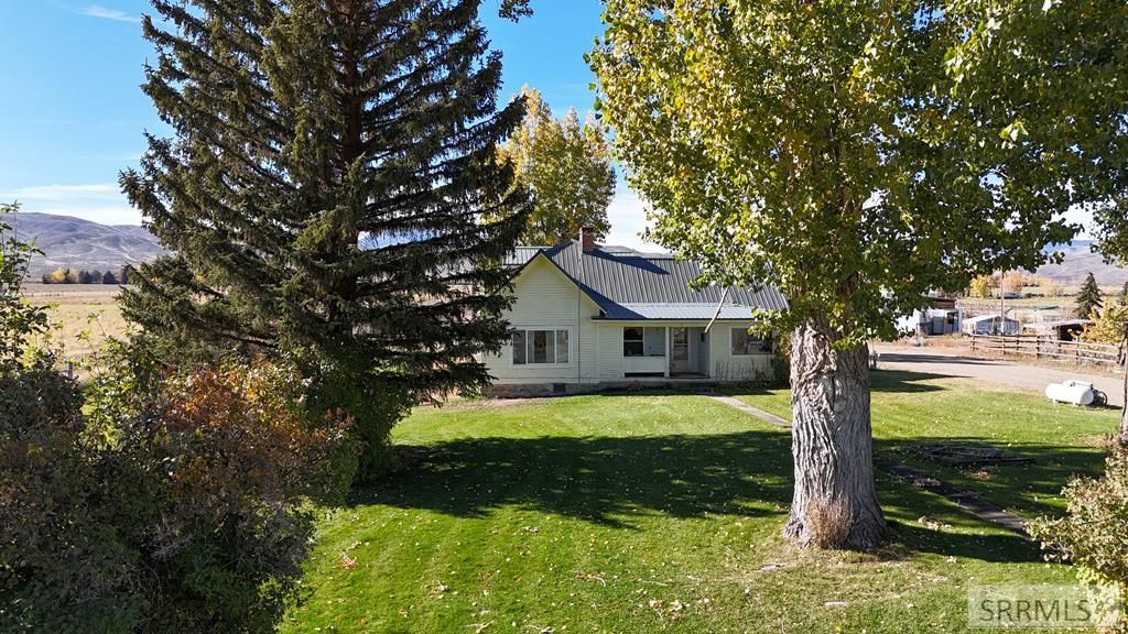 Image 15 of property listing at 2651 Challis Creek Road, Challis, ID 83226