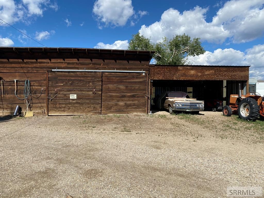 Image 33 of property listing at 2651 Challis Creek Road, Challis, ID 83226