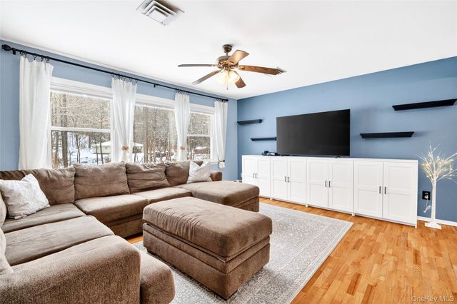 125 Cedar Flats Road, Stony Point, NY 10980