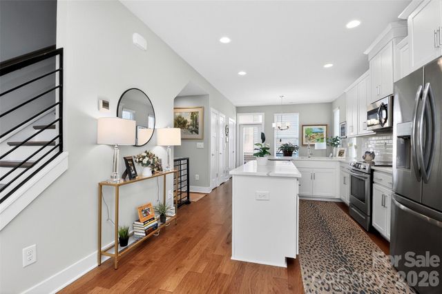 2111 Isom Street, Charlotte, NC 28208
