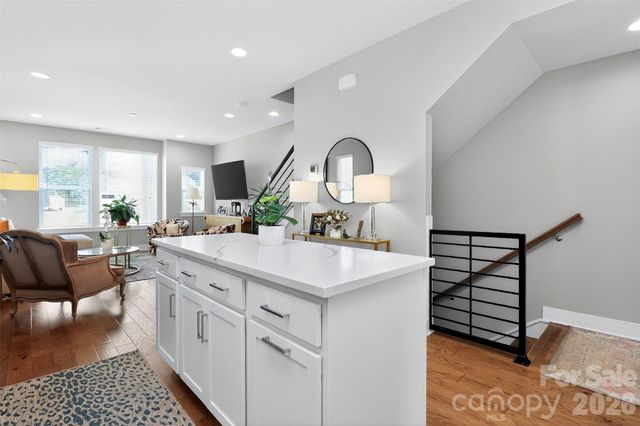 2111 Isom Street, Charlotte, NC 28208