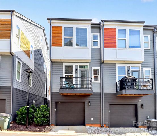 2111 Isom Street, Charlotte, NC 28208