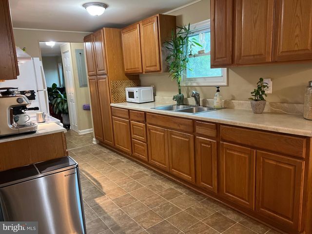 153 ROCKY RUN RD, Fredericksburg, VA 22406