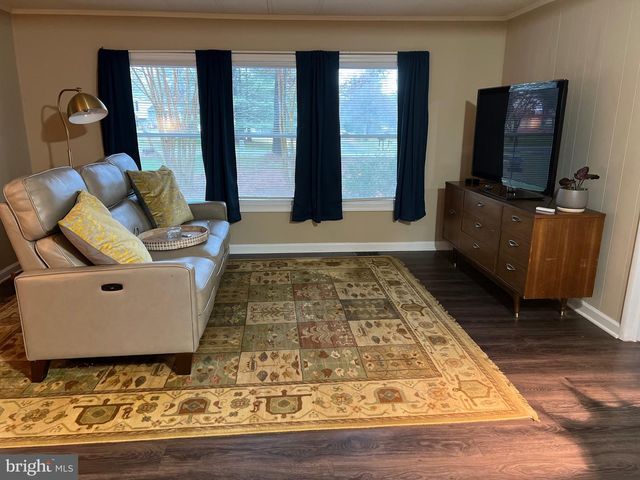 153 ROCKY RUN RD, Fredericksburg, VA 22406