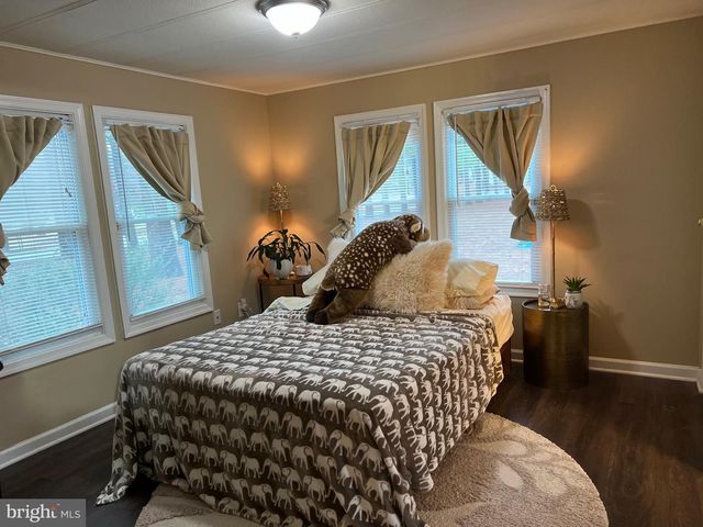 153 ROCKY RUN RD, Fredericksburg, VA 22406