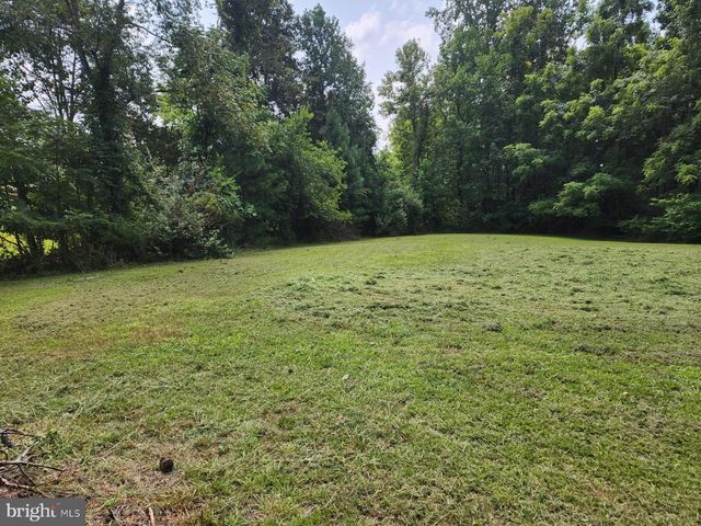 153 ROCKY RUN RD, Fredericksburg, VA 22406