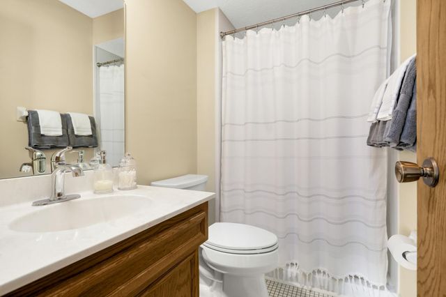 5339 Hyland Place, Bloomington, MN 55437