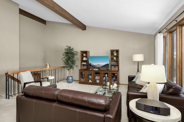 5339 Hyland Place, Bloomington, MN 55437