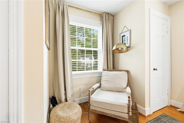 19 Brandon RD, Newport News, VA 23601