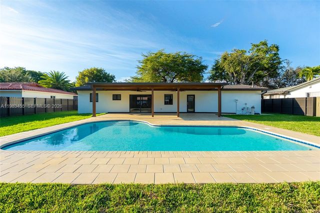 14515 Mahogany Court, Miami Lakes, FL 33014