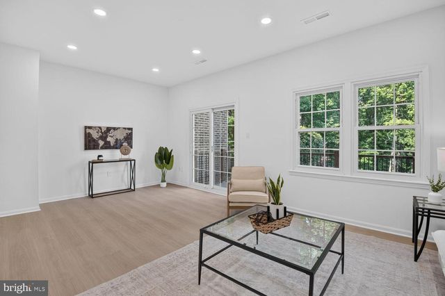 7623 HEATHERTON LN, Potomac, MD 20854