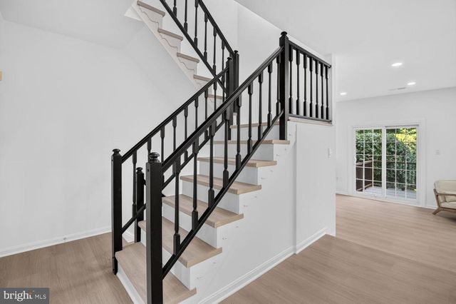 7623 HEATHERTON LN, Potomac, MD 20854