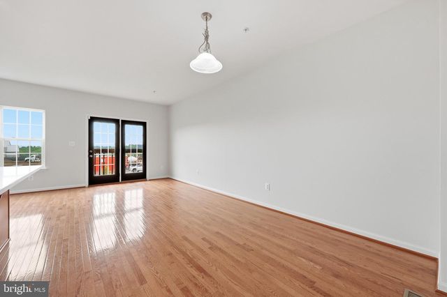 2075 SPRING RUN CIR, Frederick, MD 21702