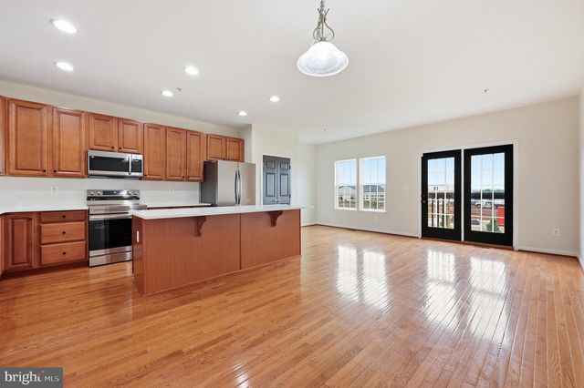2075 SPRING RUN CIR, Frederick, MD 21702