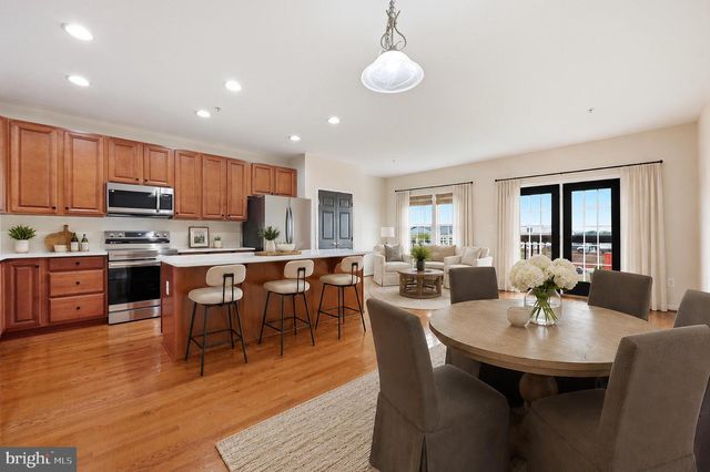 2075 SPRING RUN CIR, Frederick, MD 21702