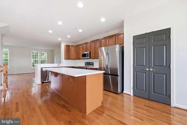 2075 SPRING RUN CIR, Frederick, MD 21702