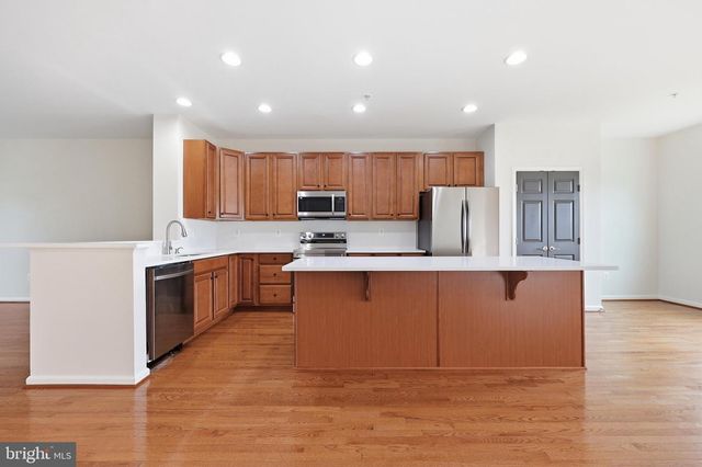 2075 SPRING RUN CIR, Frederick, MD 21702
