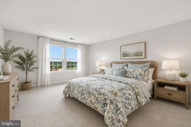 2075 SPRING RUN CIR, Frederick, MD 21702