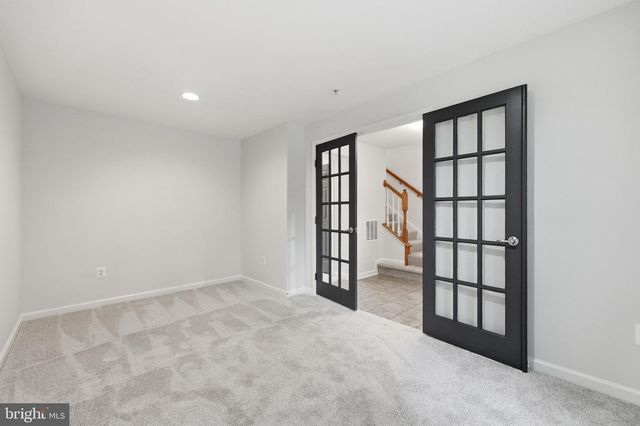 2075 SPRING RUN CIR, Frederick, MD 21702