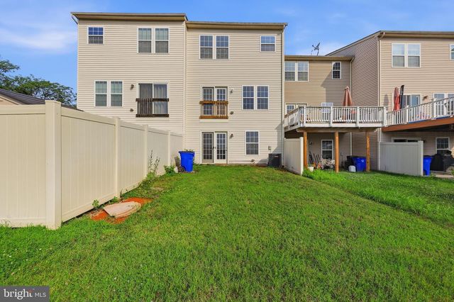 2075 SPRING RUN CIR, Frederick, MD 21702