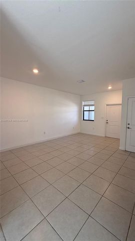 24580 SW 119th Court 24580, Homestead, FL 33032