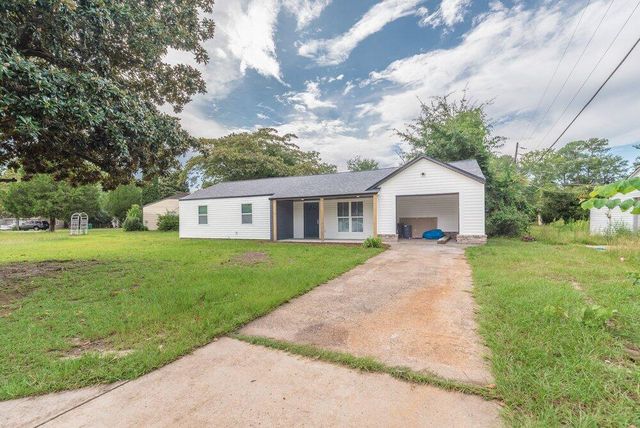 1152 Aldrich Street NE, Aiken, SC 29801