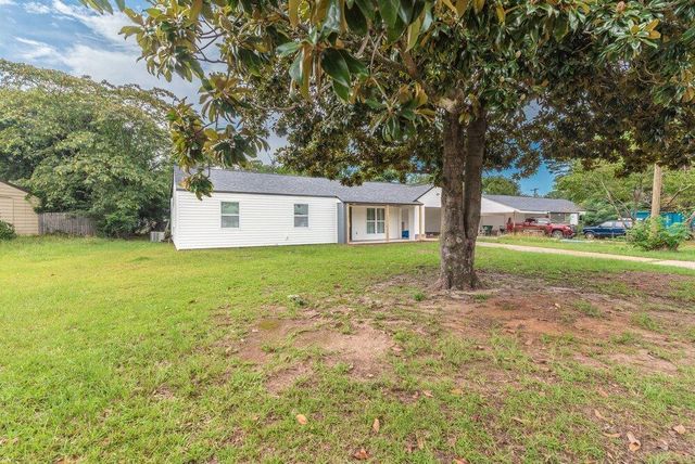 1152 Aldrich Street NE, Aiken, SC 29801