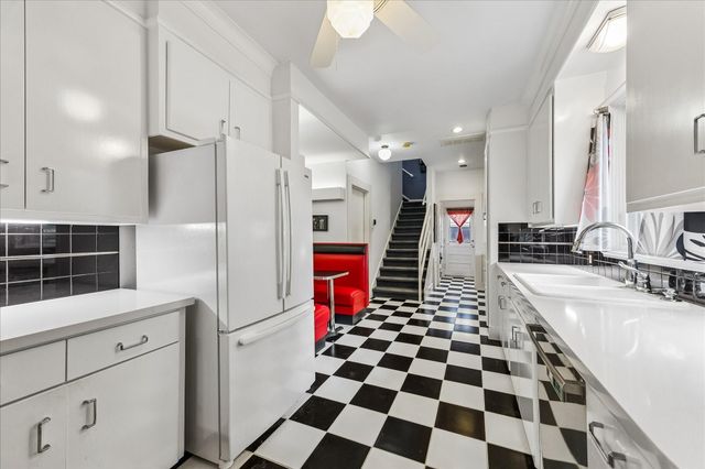414 W 13th Street, Houston, TX 77008