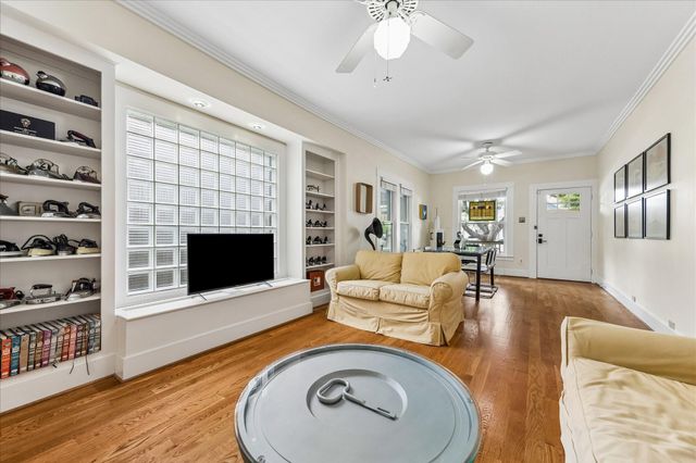 414 W 13th Street, Houston, TX 77008