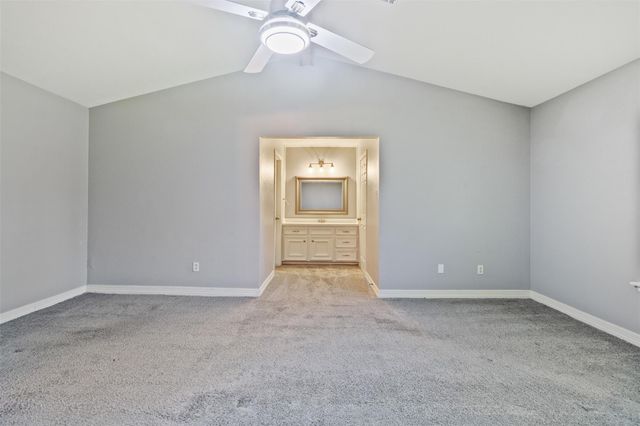 210 Pecan Valley Court, Friendswood, TX 77546