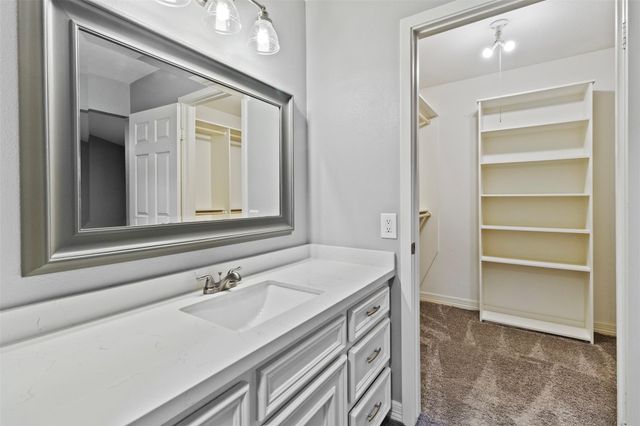 210 Pecan Valley Court, Friendswood, TX 77546