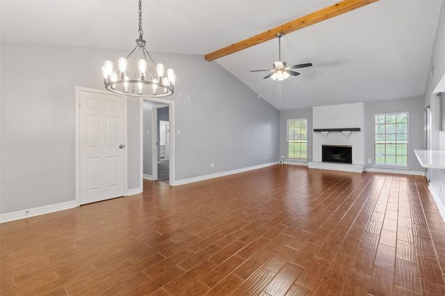 210 Pecan Valley Court, Friendswood, TX 77546