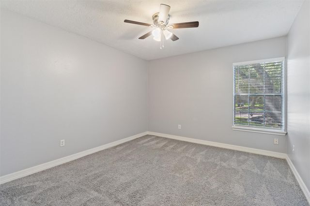 210 Pecan Valley Court, Friendswood, TX 77546
